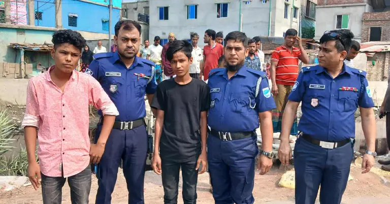 ছুরিকাঘাতে কিশোর নিহতের ঘটনায় আটক দুই কিশোর